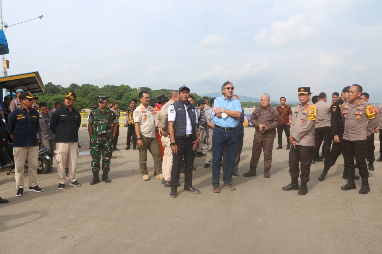 Kasrem Bersama Forkopimda Babel Tinjau Pelabuhan Tanjung Kalian