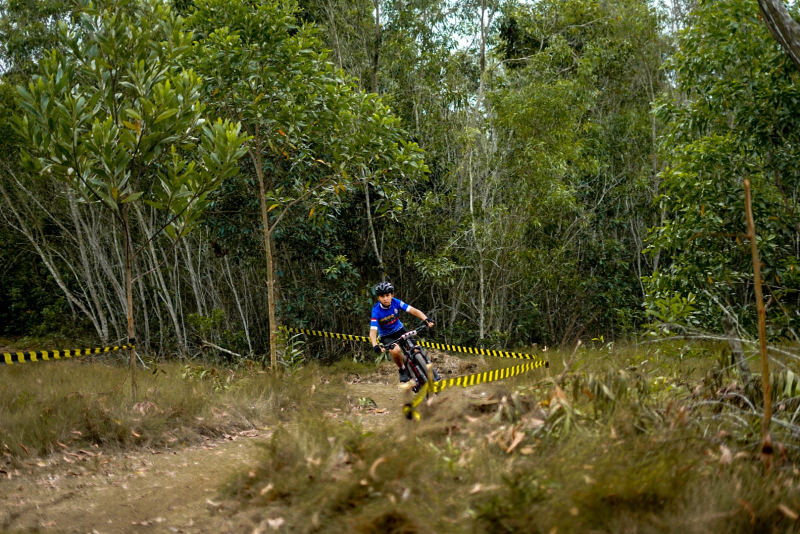 ISSI Babar Gelar MTB XCO dan XCE, Puluhan Atlet Bersaing 