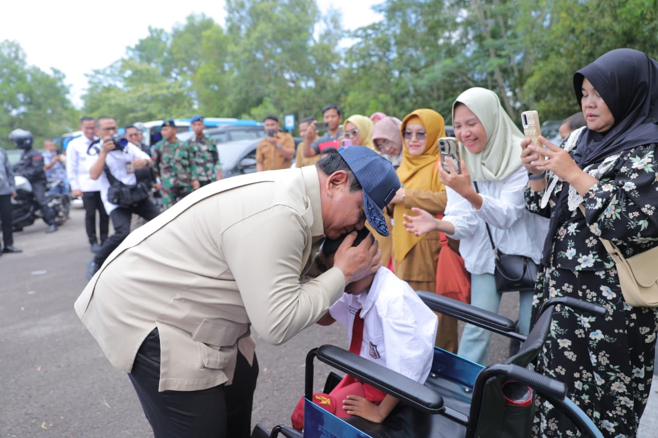 Presiden Prabowo Hampiri Siswa SLB Negeri Pangkalpinang