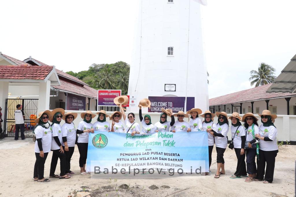 Tukik dan Mangrove dari IAD untuk Kelestarian Laut Belitung