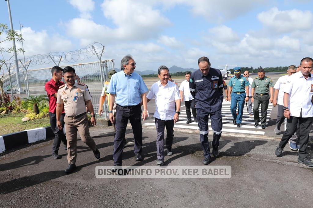 Pj Gubernur Kep Babel Sambut Kedatangan Menteri KKP di Pulau Bangka 