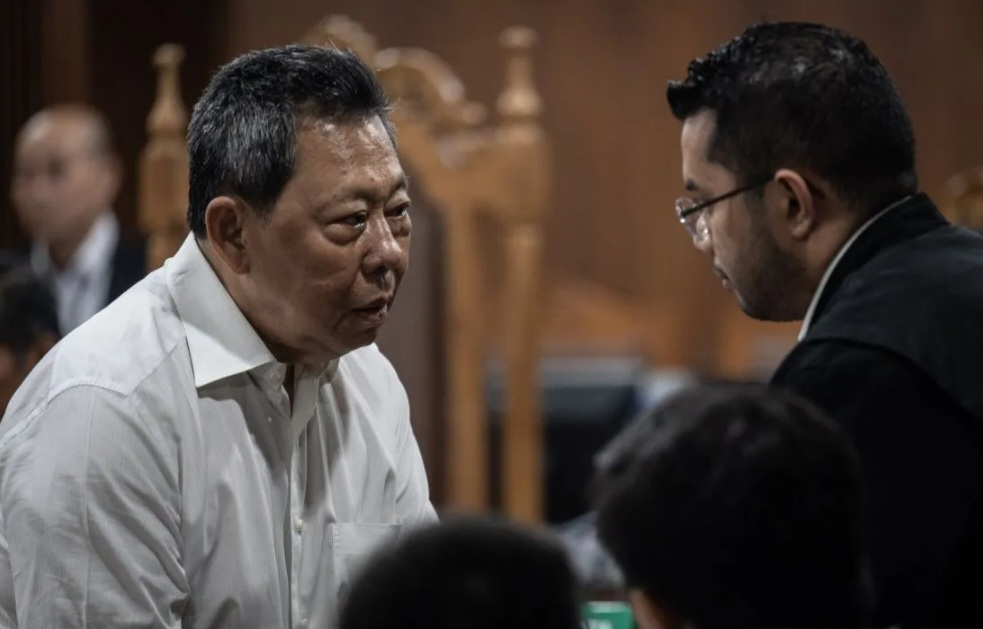 Divonis 14 Tahun dan Ganti Rugi 1,05 Triliun, Hendry Lie Pikir-pikir