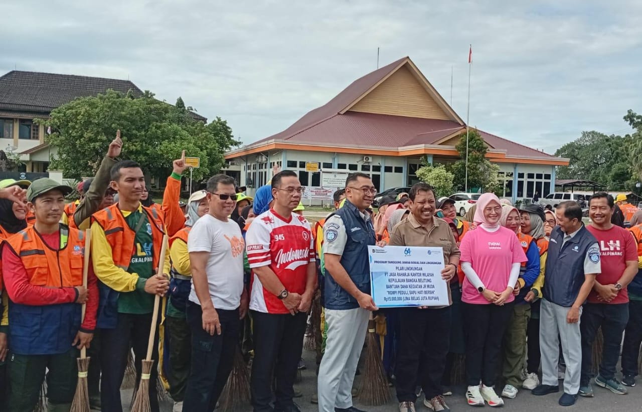 Wali Kota Pangkalpinang Terima Penyerahan CSR Dari Jasa Raharja Wilayah Babel