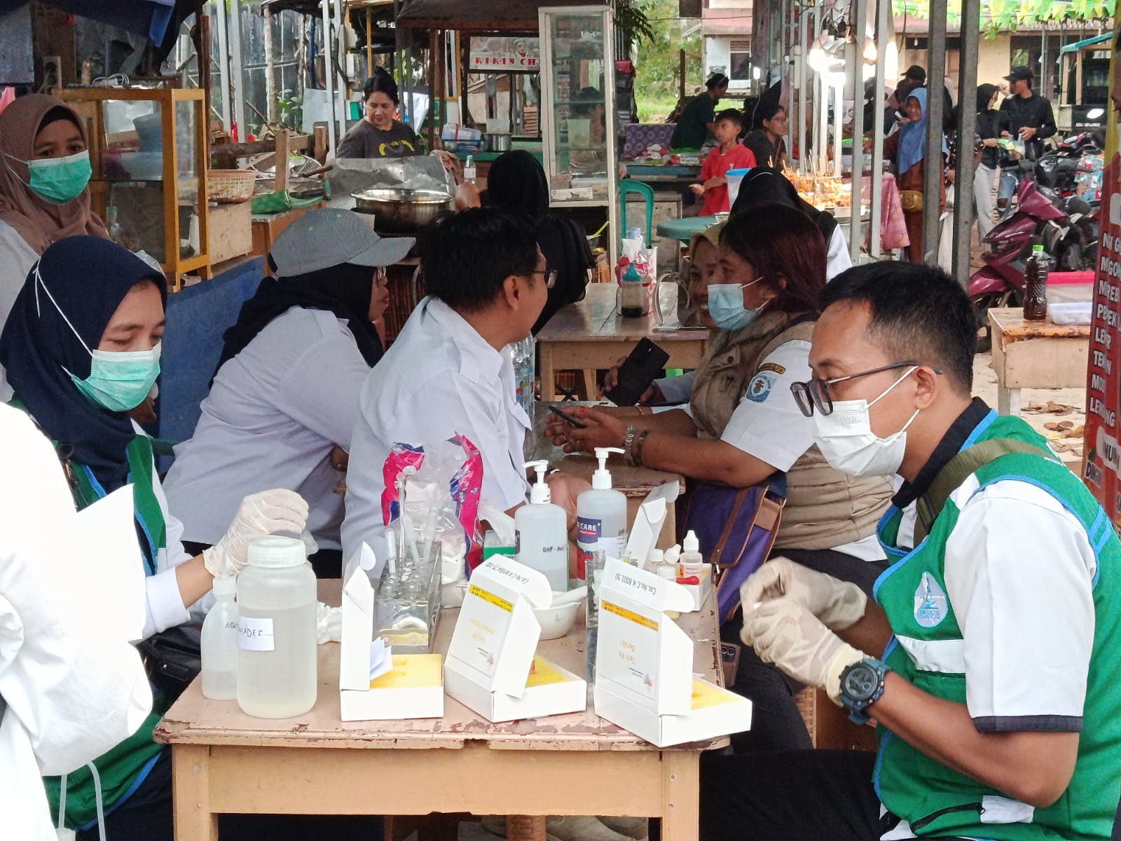 Labkesda Basel Periksa 14 Sampel Takjil di Tiga Lokasi, Ini Hasilnya 