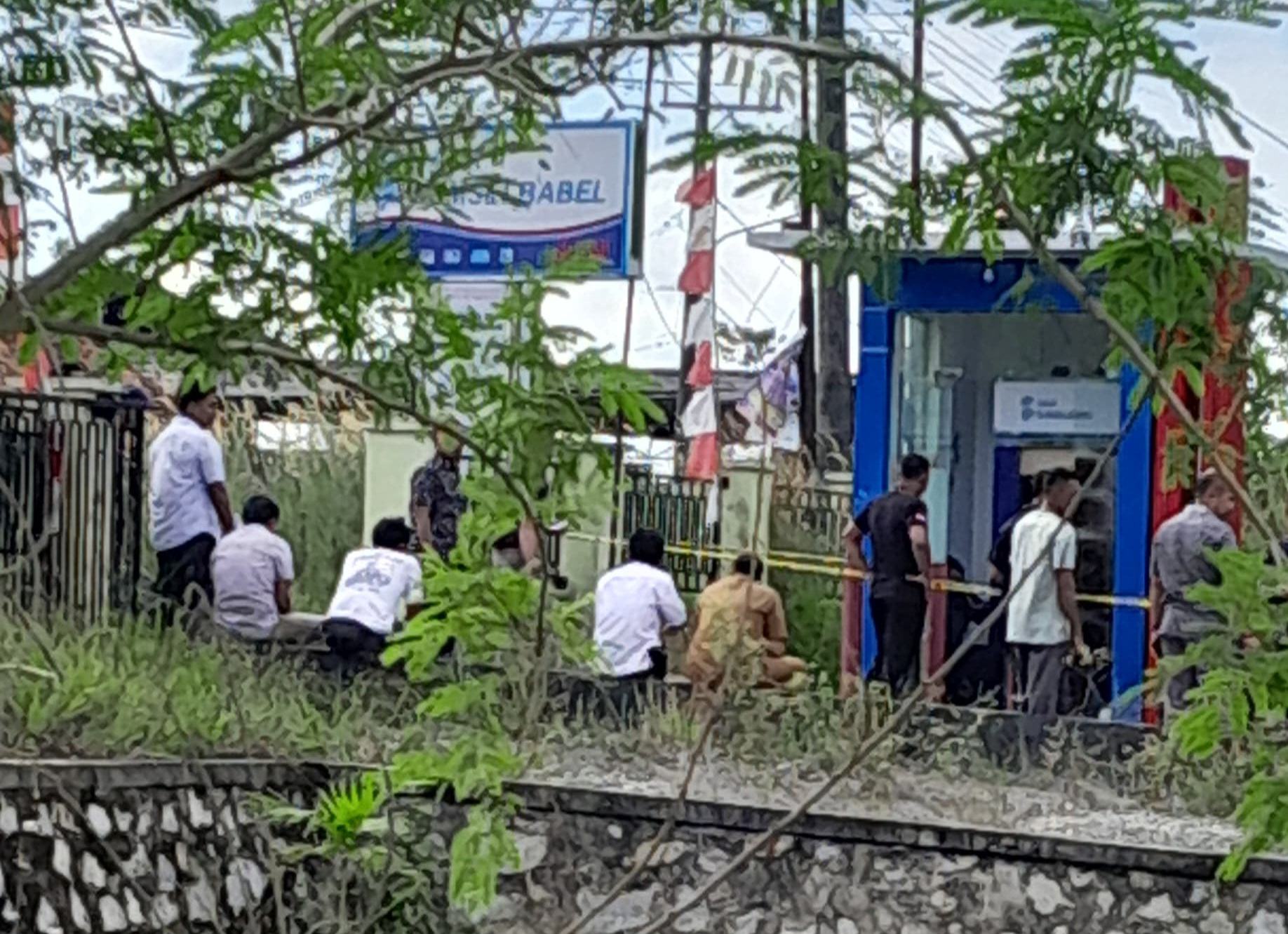 ATM Bank Sumselbabel di Puskesmas Sinar Baru Dibongkar Maling