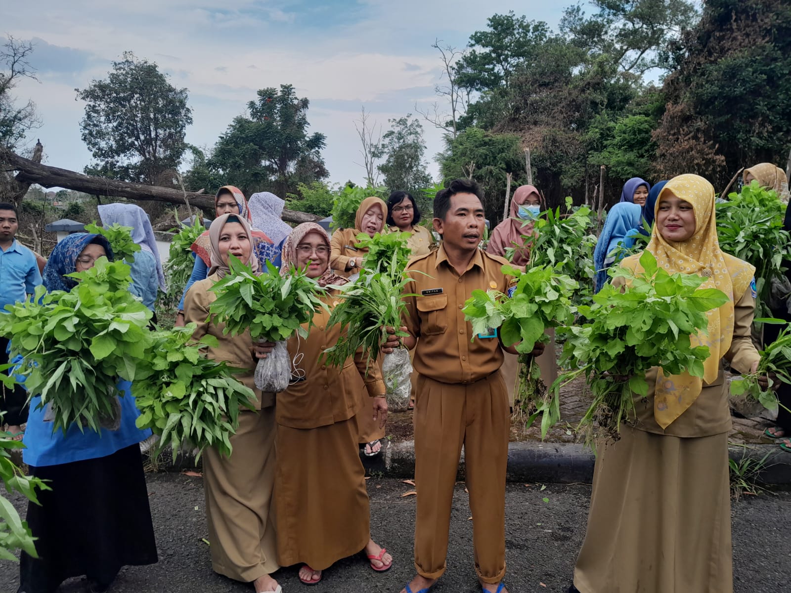 Panen Ketiga, Bukti Suksesnya Implementasi Inovasi Program Blue Green di Kantor Gubernur Kep. Babel