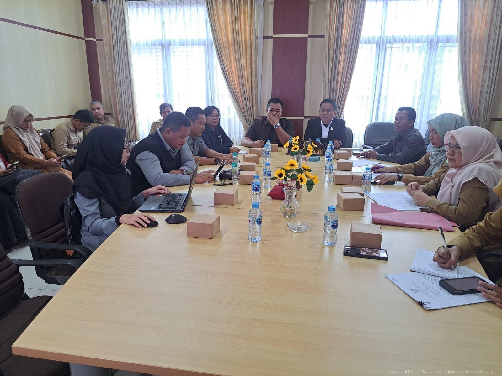 Kanwil Kemenkum Babel Ikuti Rapat Panitia Khusus DPRD Kabupaten Belitung Timur