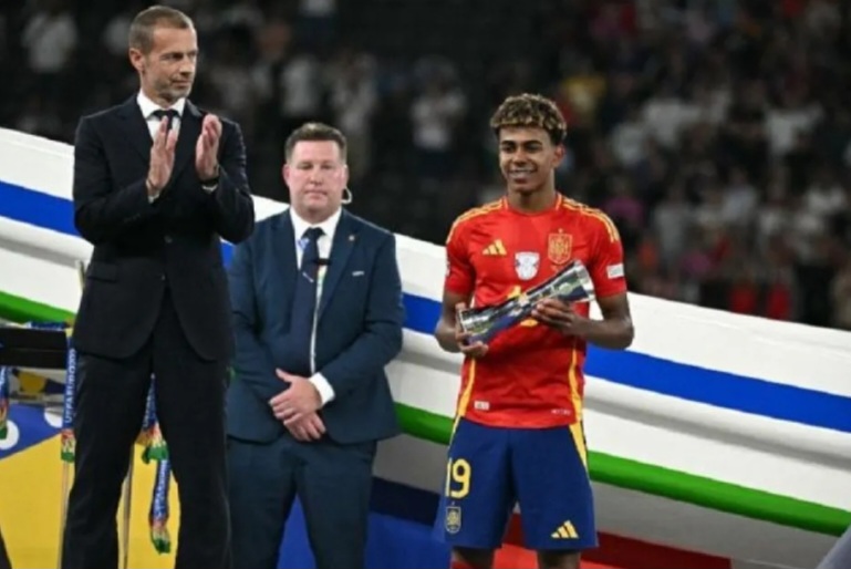 Bintang 17 Tahun Barcelona Jadi Pemain Muda Terbaik Euro 2024