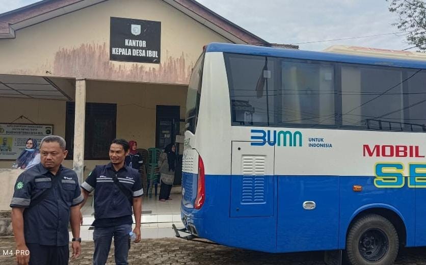 Mobil Sehat PT Timah Datangi Desa Ibul, Ratusan Warga Antusias Bisa Berobat Gratis dan Lebih Dekat
