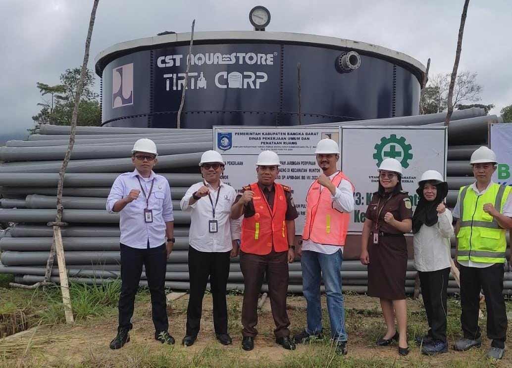Kejari Babar Tinjau Proyek SPAM Kelurahan Sungai Daeng, Novianto : Ini Memastikan Bekerja Sesuai Dengan RAB 