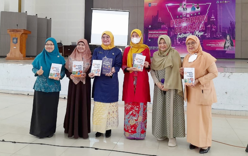 Gelar Seminar Peringatan Hari Ibu, dr Dede Pesan Begini 