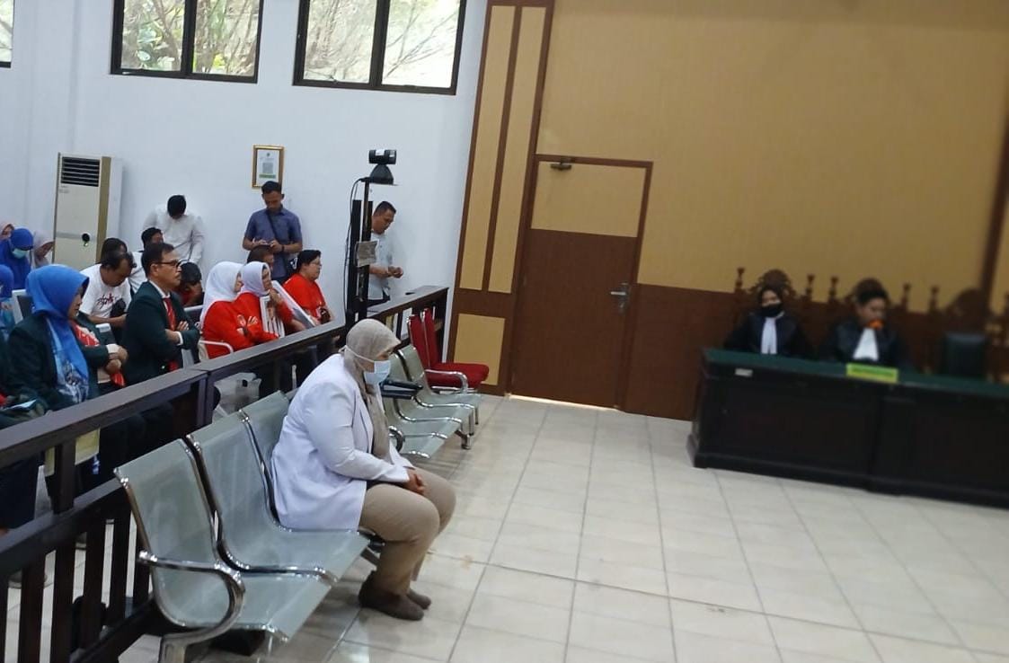 Dokter Ratna Tak Terbukti Malpraktik, Akhirnya Bebas Demi Hukum 