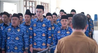 Lantik dan Ambil Sumpah 91 PPPK Tahap II Pemkab Bateng, Algafry: Semoga Semakin Semangat Mengabdi