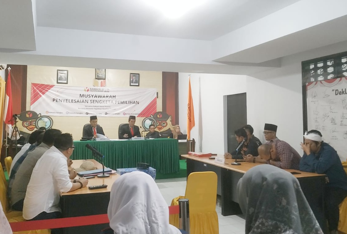 Bawaslu Bangka Tunda Sidang Putusan Sengketa TMS ke Hari Senin, Rato-Ramadian Optimis Hasilnya MS