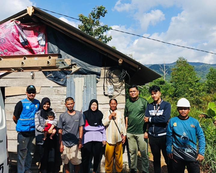 PLN Nyalakan Harapan Lewat Program Light Up The Dream di Momen HUT ke-80 RI