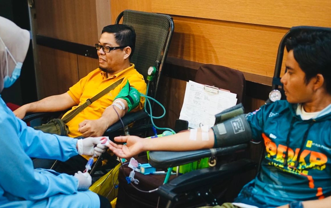 Semarak HLN ke-80, PLN UP3 Bangka Ajak Pegawai dan Mitra Peduli Sesama melalui Donor Darah