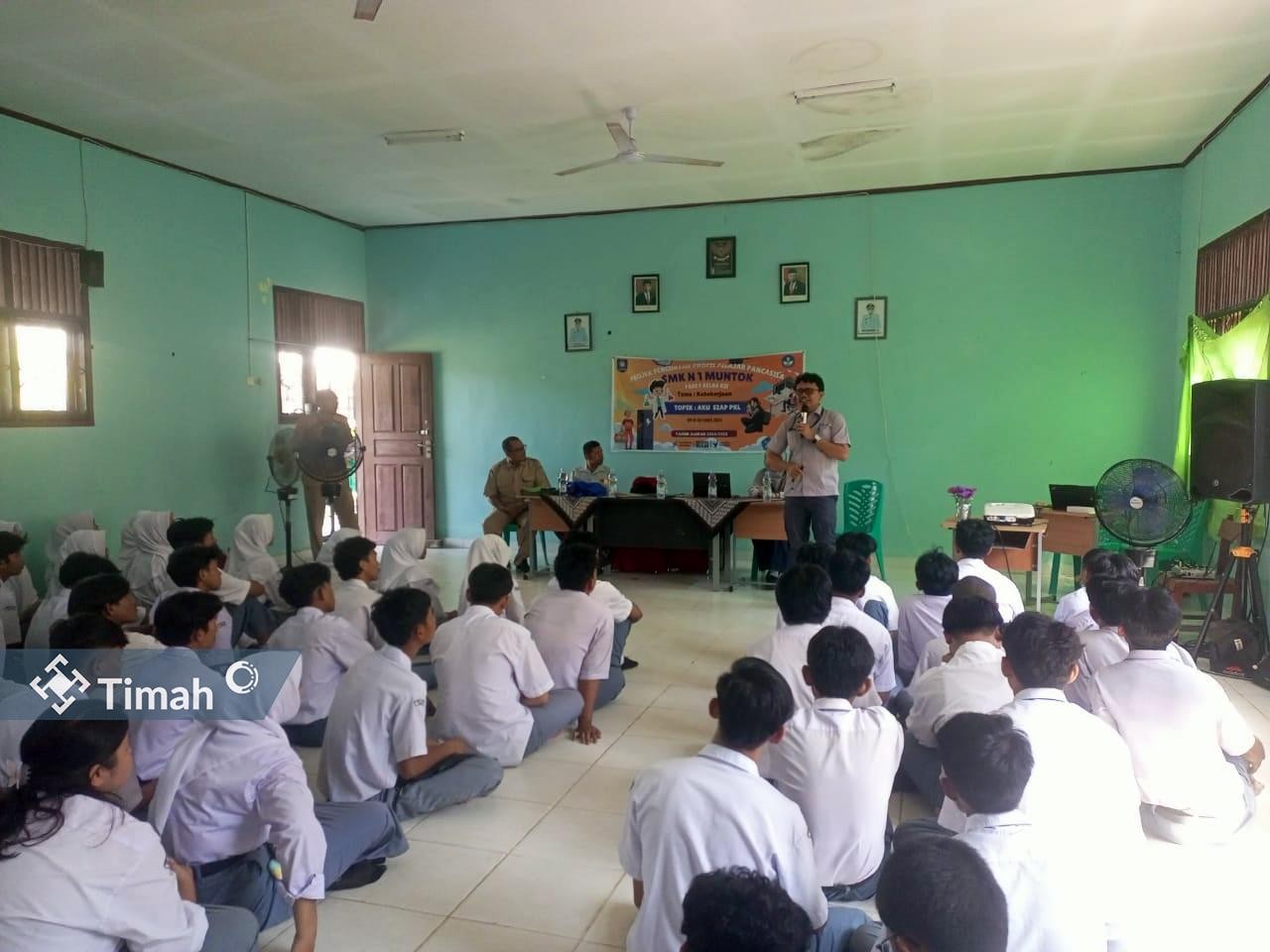 Dukung Dunia Pendidikan, PT Timah Kembali Fasilitasi Pelajar SMK Negeri 1 Mentok untuk Magang