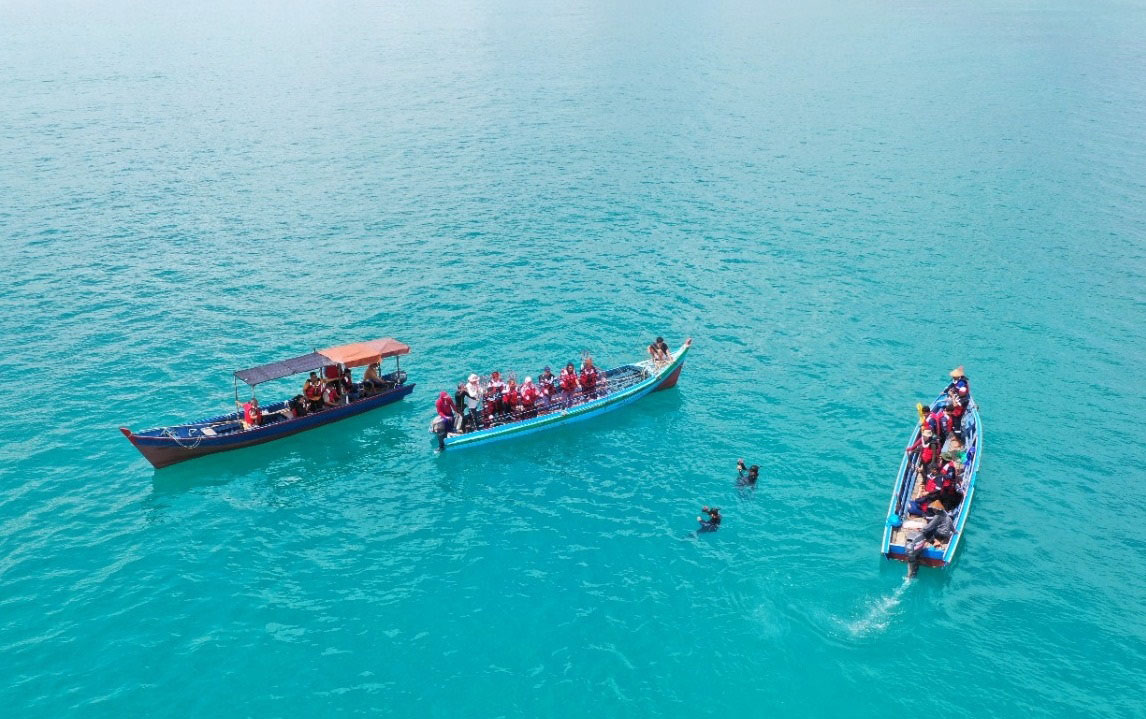 Geliatkan Wisata Bawah Laut di Perairan Bedukang, PT Timah Tbk Tenggelamkan Coral Garden 