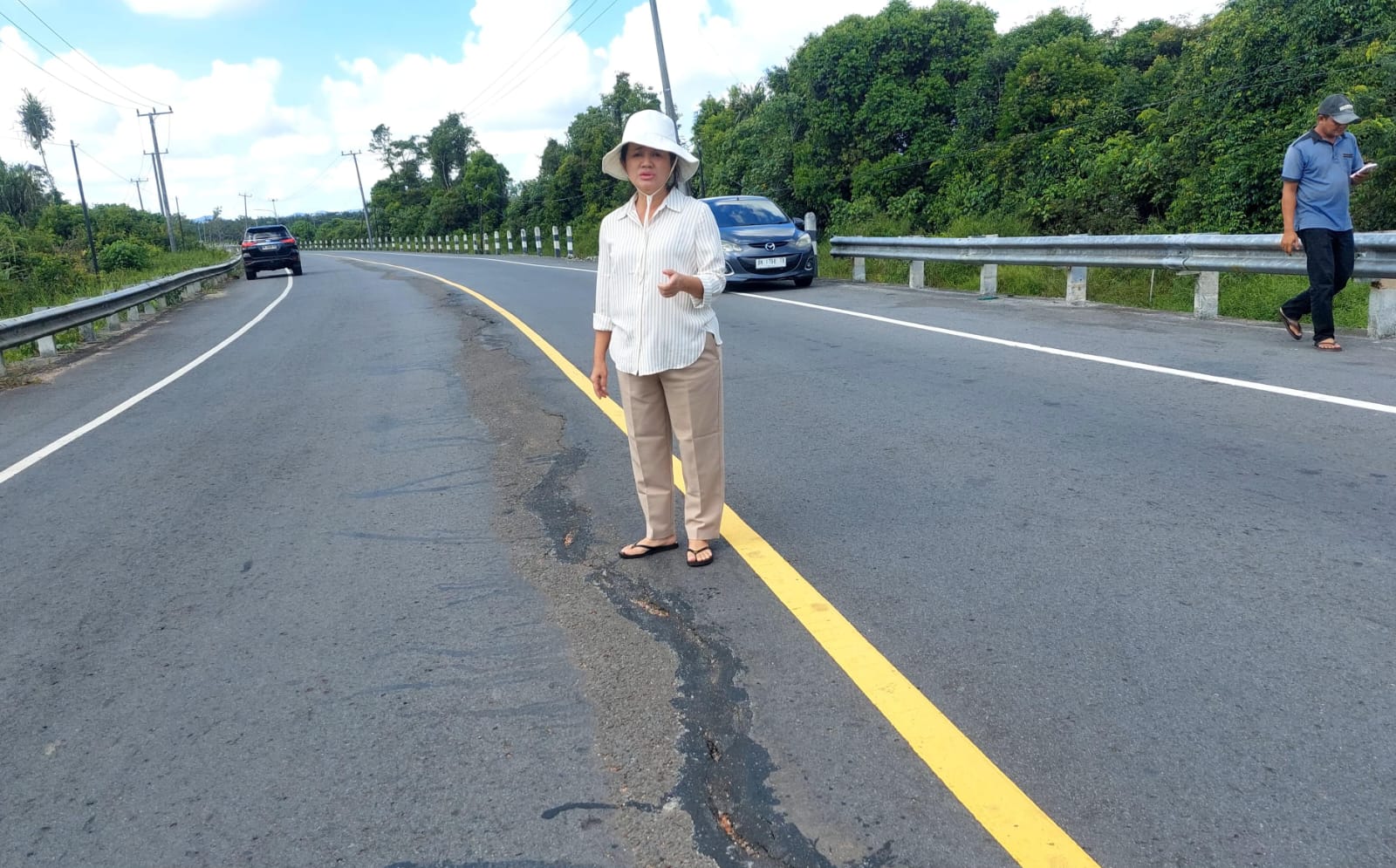 Jalan Puluhan Miliar di Basel Dinilai Gagal Bangun, DPRD Babel Minta APH Turun