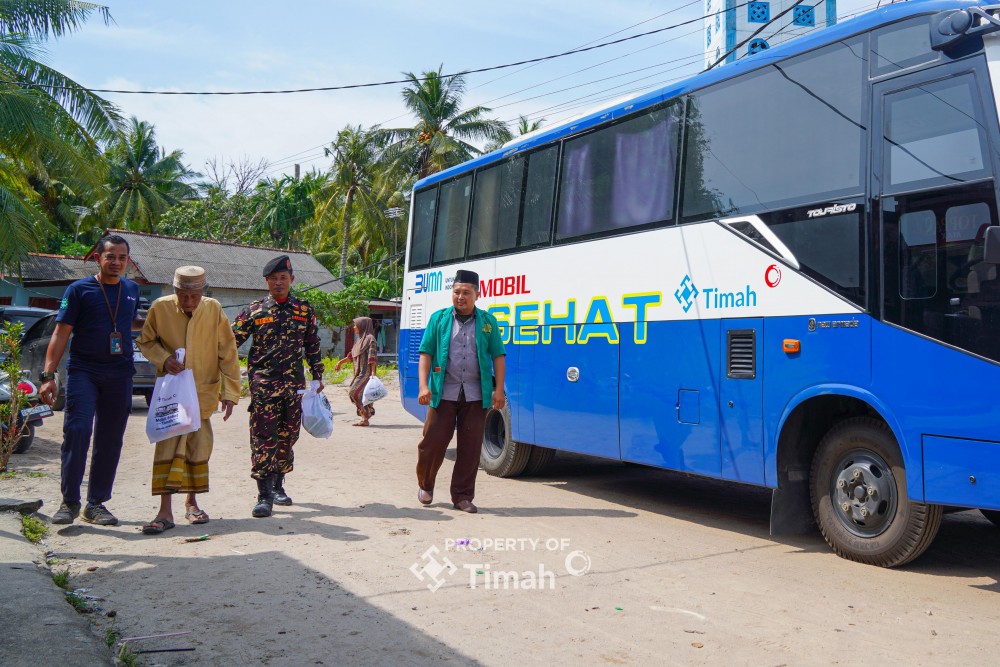 Kolaborasi PT Timah dan GP Ansor, Hadirkan Mobil Sehat dan Sembako Bagi Masyarakat di Wilayah Pesisir 