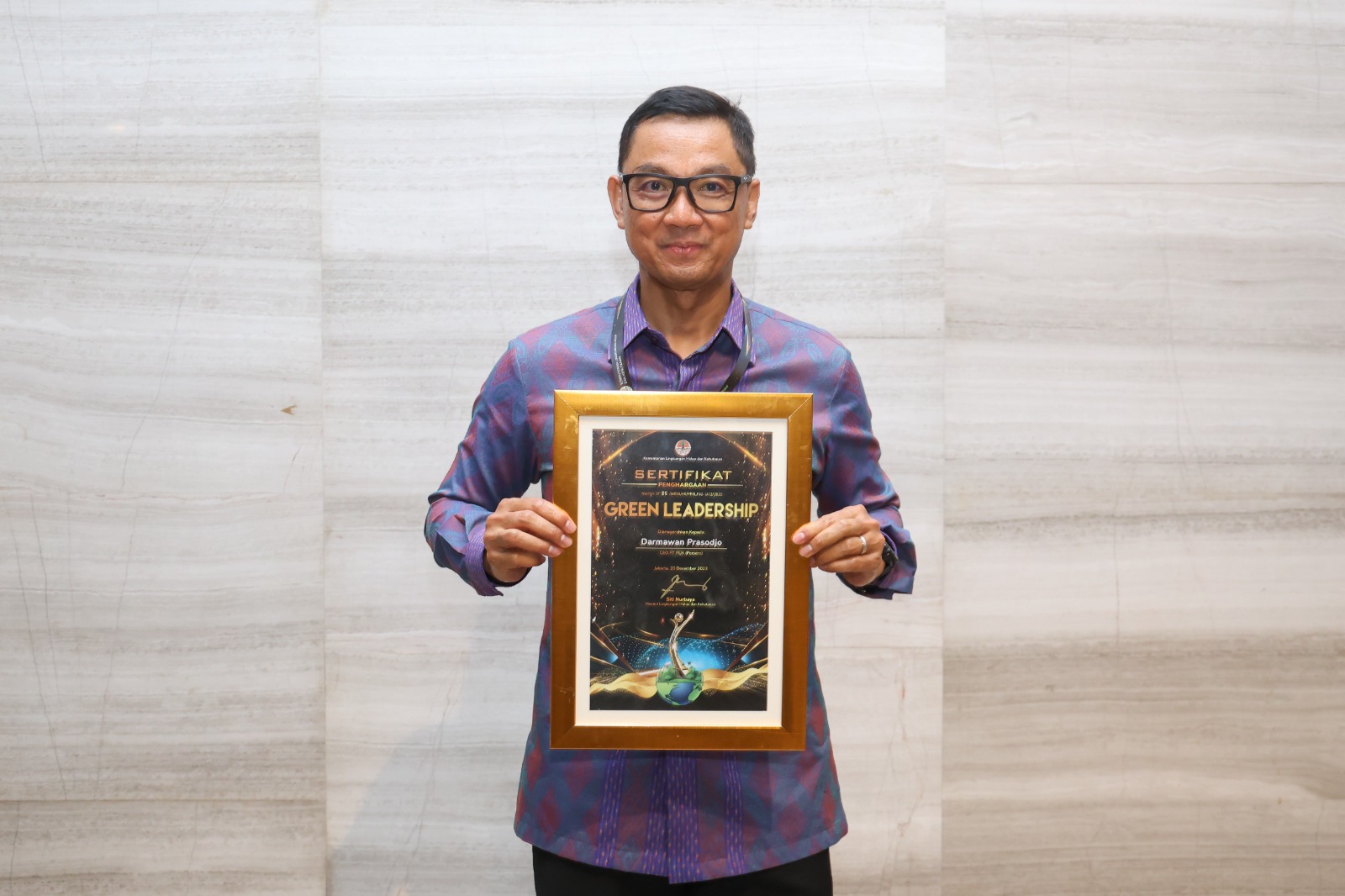 Dua Tahun Berturut-turut Darmawan Prasodjo Raih Green Leadership Utama Award