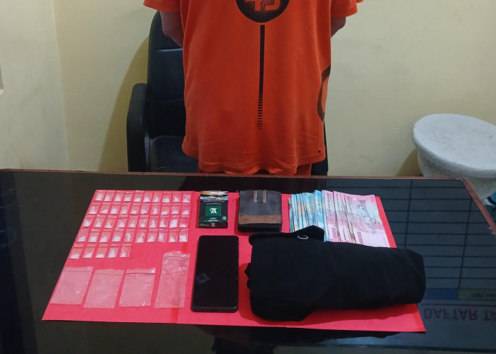 Kabur 20 Meter, Bule Tak Berkutik Polisi Sita 45 Paket Sabu di Keposang