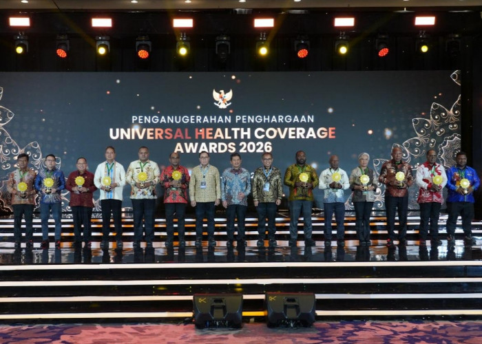 Dukung Program JKN, Ratusan Kepala Daerah Terima Penghargaan di UHC Awards 2026