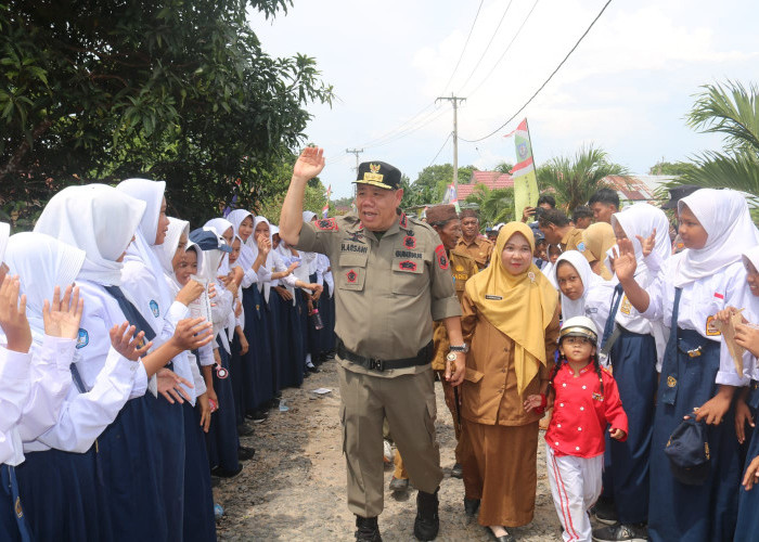 Gubernur Hidayat Arsani Tinjau Fasilitas Kesehatan dan Pendidikan di Kepulauan Pongok