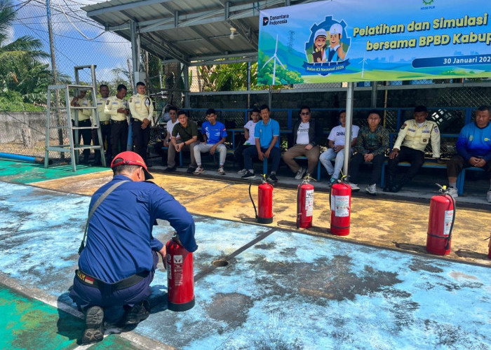 PLN UP3 Belitung Bersama BPBD Belitung Tingkatkan Pemahaman Bahaya Api dan Penggunaan APAR Bagi Pegawai