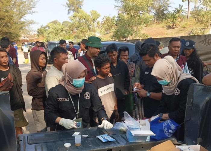 Polresta Pangkalpinang Tes Urine 81 Penambang Laut, 29 Positif Narkoba Langsung Diamankan