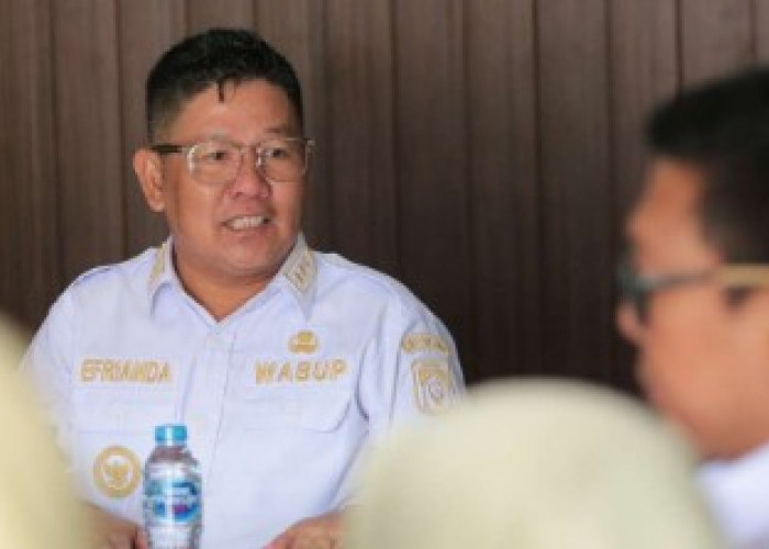 Wabup Tegaskan Komitmen Penataan Kepegawaian saat Anjangsana ke Diskominfosta Bateng