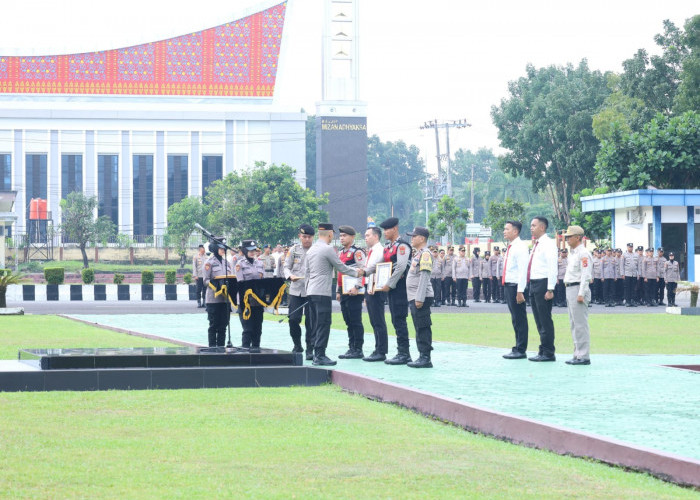 32 Personel Polda Babel Terima Penghargaan, Ini Pesan Kapolda Irjen Pandowo