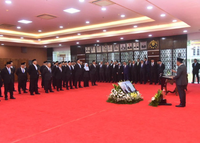 Jejak Bakti untuk Negeri, 8 Insan PLN Terima Tanda Kehormatan dari Presiden RI