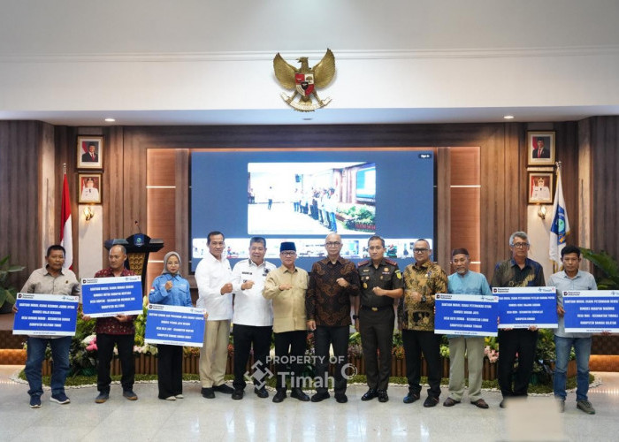 Wujudkan Kesejahteraan dan Kemandirian Desa, PT Timah Serahkan Bantuan untuk 18 BUMDes di Bangka Belitung