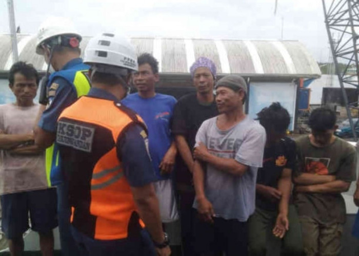 Kapal Karam, 10 Nelayan Banten Diselamatkan ke Belitung