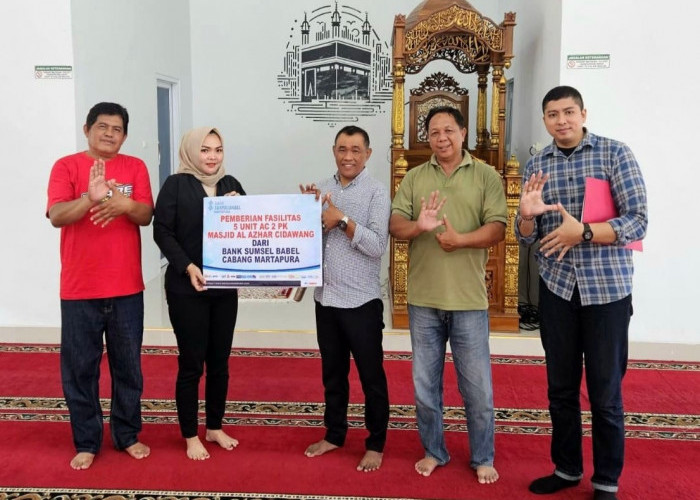 Dekat dengan Masyarakat, Bank Sumsel Babel Salurkan Bantuan CSR untuk Fasilitas Keagamaan