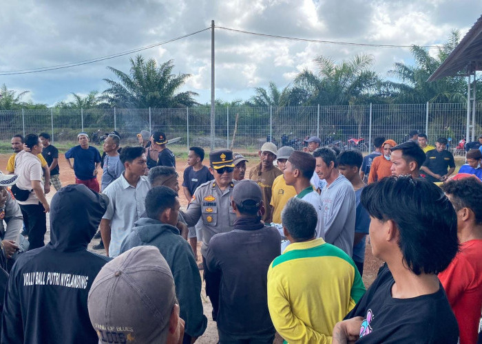 Dikawal Polres Basel, Masyarakat Tanjung Labu Sampaikan 6 Tuntutan ke  PT. SNS