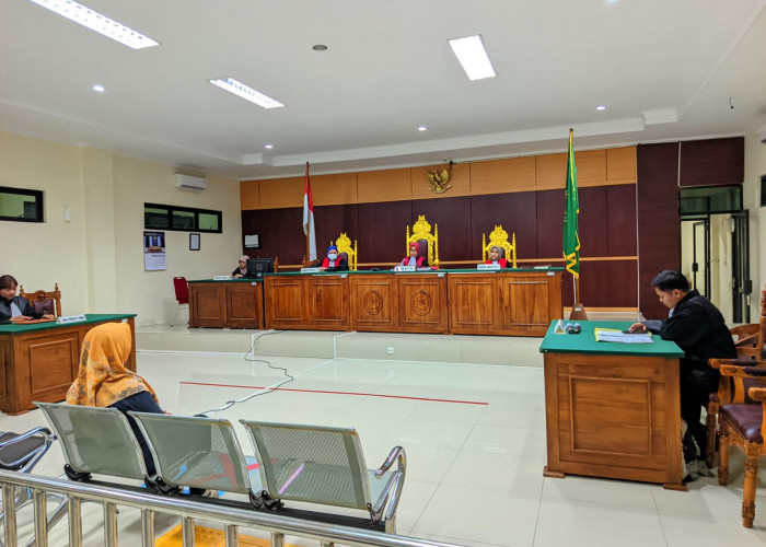 Eks Ketua Bawaslu Bangka Sugesti Dituntut Jaksa Satu Tahun Penjara