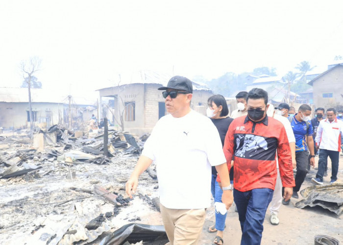 Gubernur Hidayat Arsani Tinjau Langsung Lokasi Kebakaran di Simpang Rimba