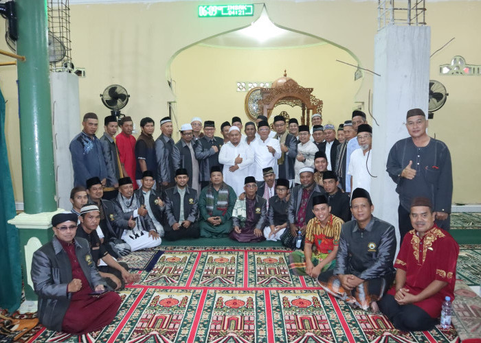 Gerbang Surga ke 99, Ustad Johan: Molen Pemimpin Peduli Masjid 
