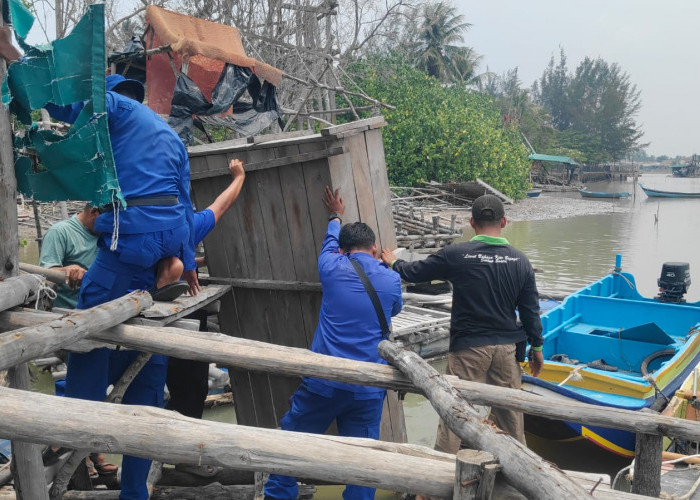 Tambang Ilegal Jalan Laut Sungailiat Ditertibkan, Peralatan Nambang Dibongkar
