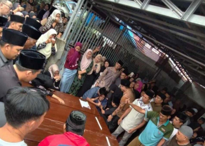 Dosen Unmuh Babel Sekeluarga Dimakamkan Berjejer di TPU Belirang, Terakhir Temu Orang Tua Saat Lebaran