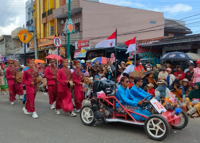 Pawai Baris Indah dan Karnaval di Basel Berlangsung Meriah