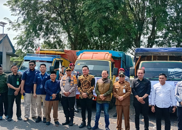 KPU Pangkalpinang Lepas 7 Armada Distribusi Logistik Kotak dan Bilik Suara