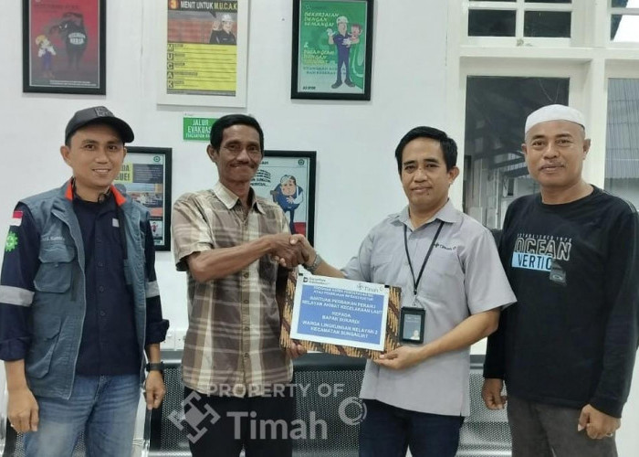 Perahu Tenggelam Diterjang Angin, Sukardi Dapat Uluran Tangan PT Timah Tbk   