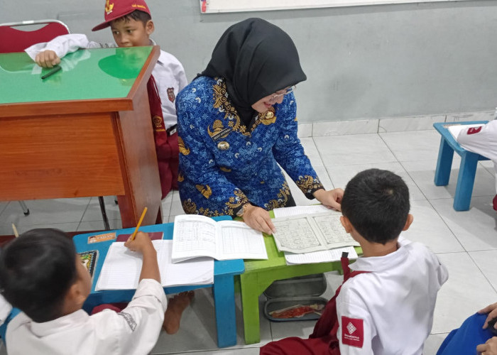 ​Wawako Dessy Terkesan dengan Semangat Guru dan Siswa di Insantama