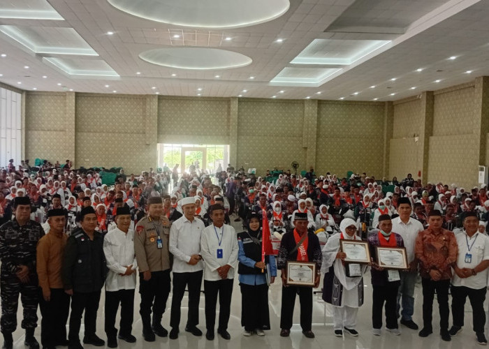 369 Jamaah Haji Babel Kloter 7 Diterbangkan, 1 Jamaah Bangka Tertunda Karena Sakit