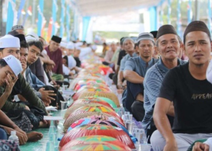 5000 Dulang Tersaji, Warga Tumpah Ruah Rayakan Ruwah Kubur Bak Lebaran