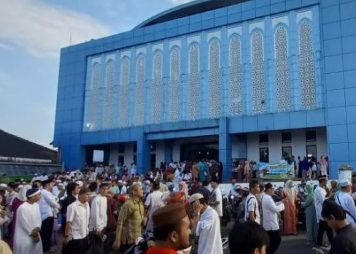  Warga Muhammadiyah Padati 3 Masjid PGK