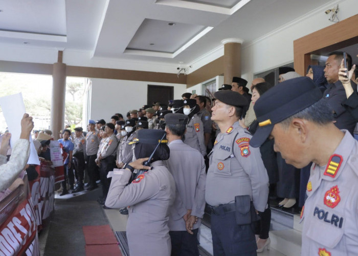 230 Polisi Kawal Demo di DPRD Babel, Kapolresta: Silakan Sampaikan Aspirasi
